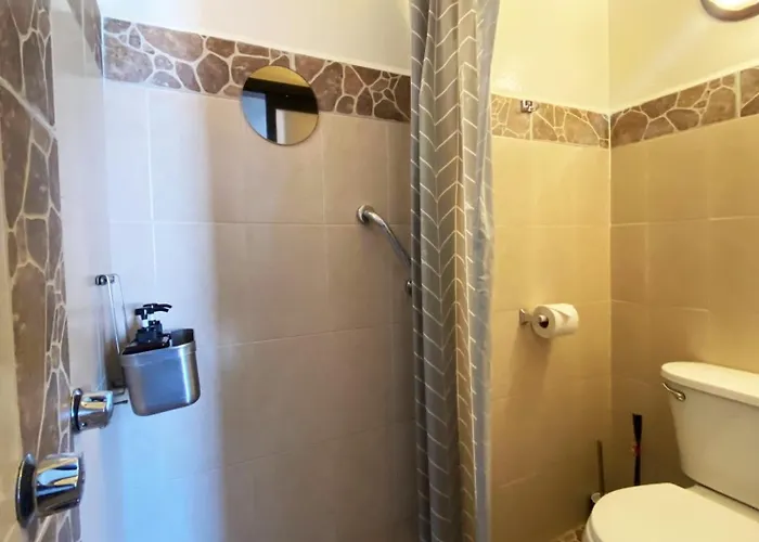 Compact Casa Icacos 6 *